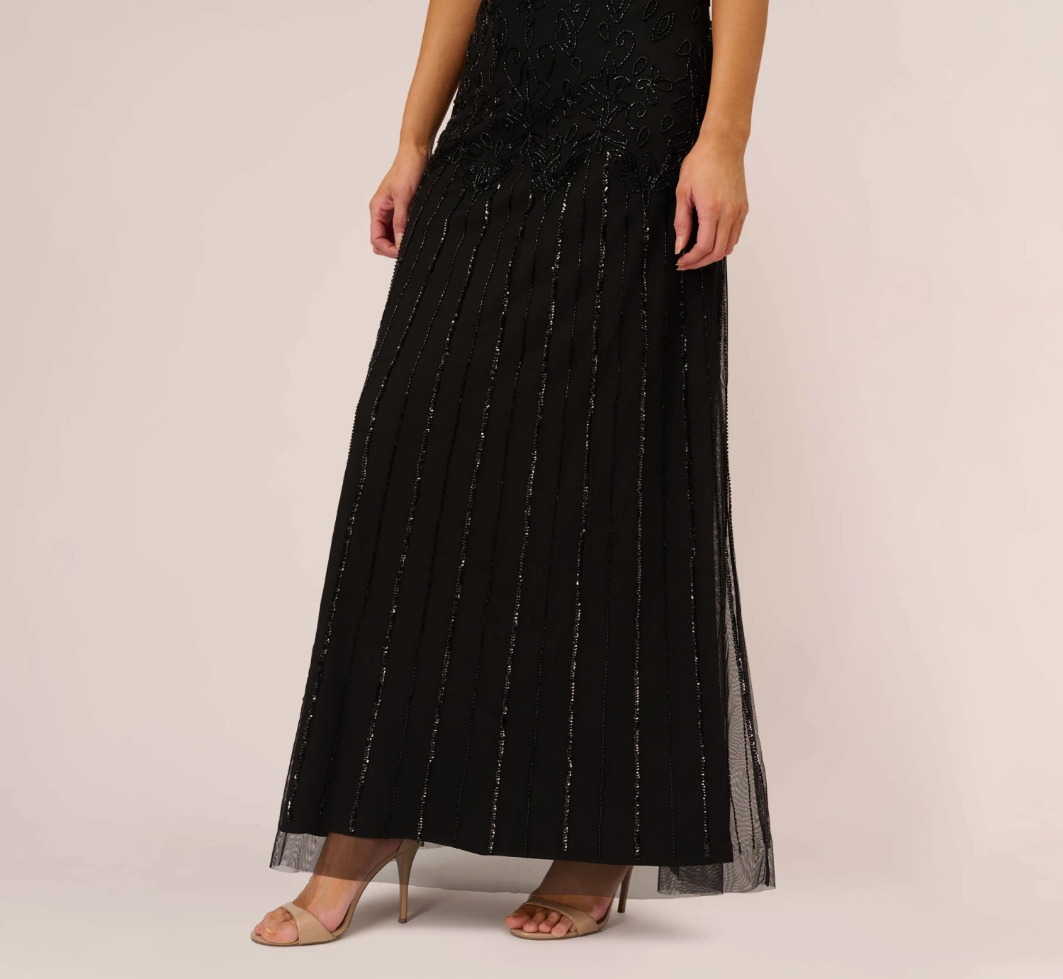 Adrianna Papell Short Sleeve Blouson Beaded Gown In Black 5 Adrianna Papell Short Sleeve Blouson Beaded Gown In Black - Image 5