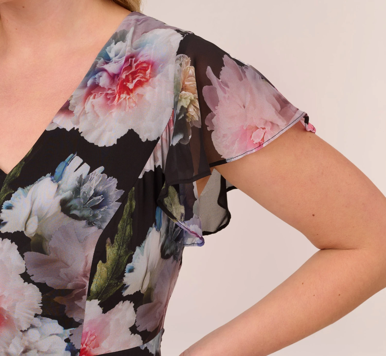 Adrianna Papell Plus Size Floral Printed Jumpsuit In Black Multi 5 Adrianna Papell Plus Size Floral Printed Jumpsuit In Black Multi - Image 5