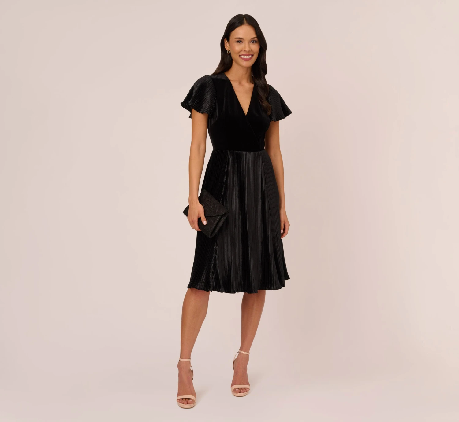 Adrianna Papell Short Sleeve Velvet Pleated Midi Dress In Black 2 Adrianna Papell Short Sleeve Velvet Pleated Midi Dress In Black - Image 2