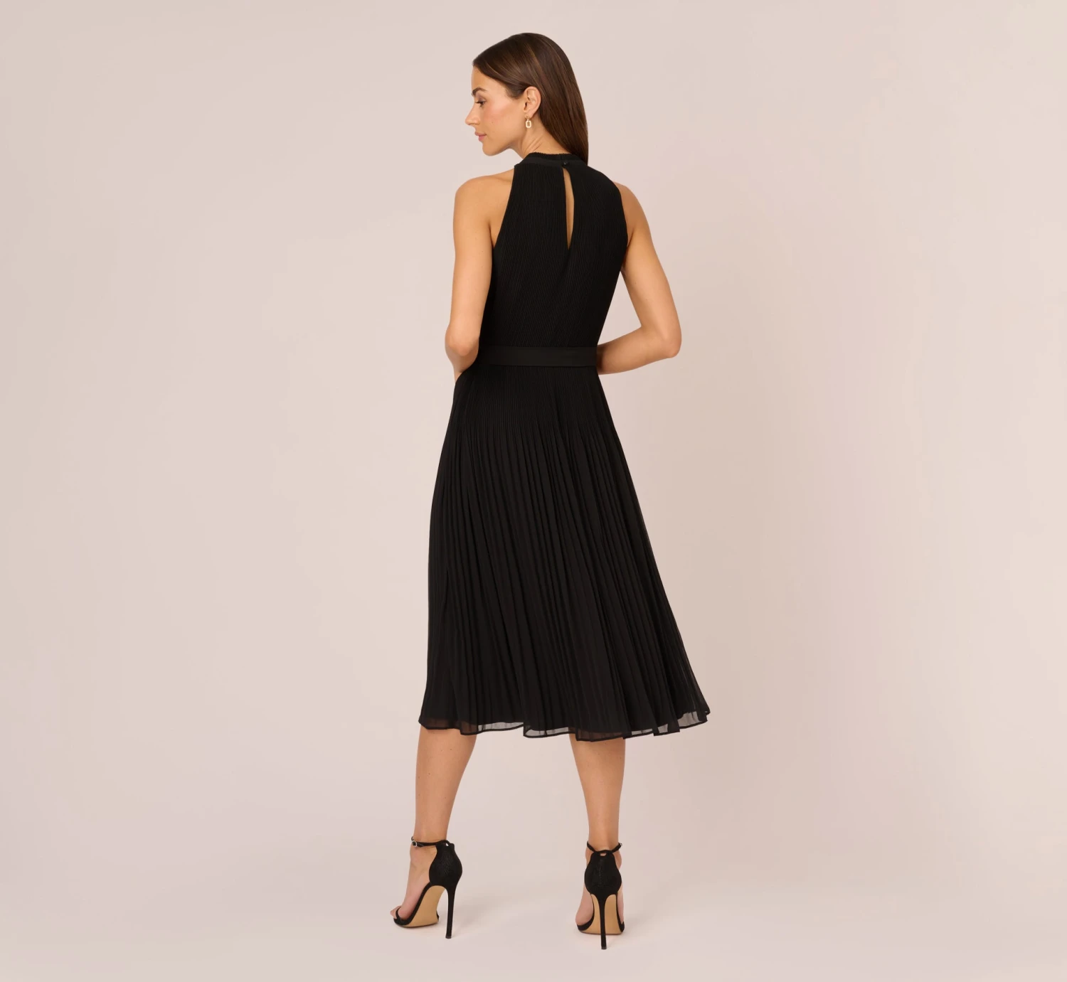 Adrianna Papell Pleated Sleeveless Chiffon Dress With Tie Waist In Black 4 Adrianna Papell Pleated Sleeveless Chiffon Dress With Tie Waist In Black - Image 4