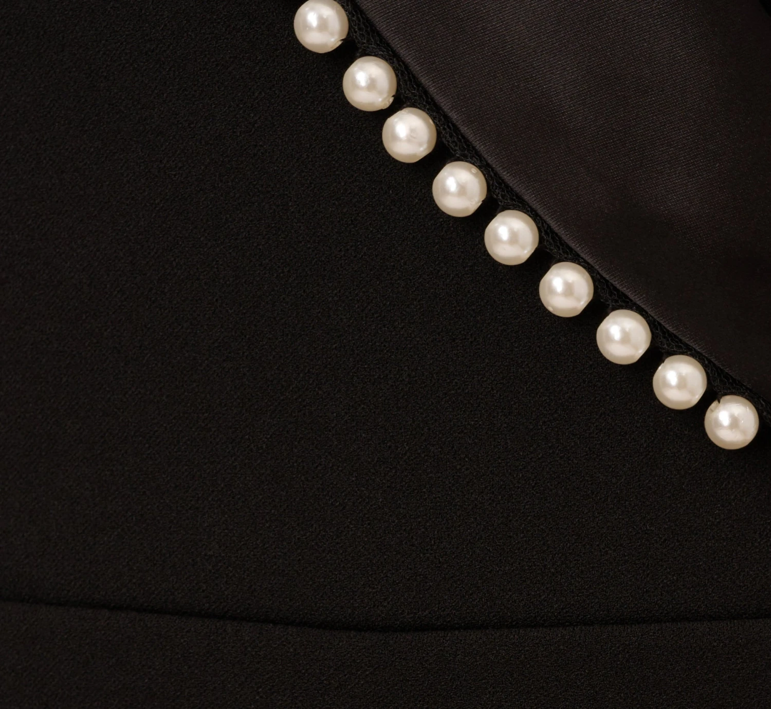 Adrianna Papell Sleeveless Crepe Tuxedo Jumpsuit With Pearl Trim In Black 6 Adrianna Papell Sleeveless Crepe Tuxedo Jumpsuit With Pearl Trim In Black - Image 6